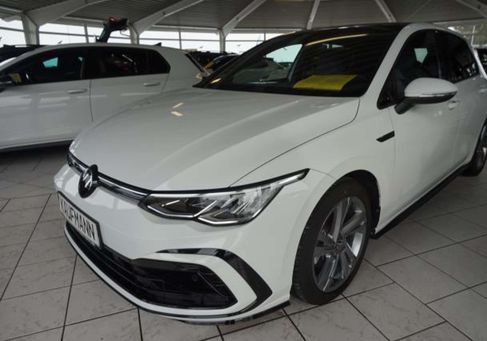 Volkswagen Golf, 2024 3
