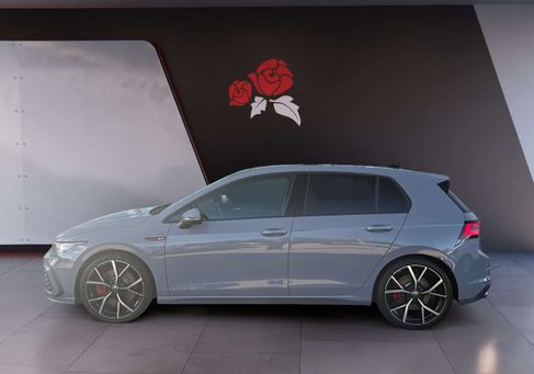 Volkswagen Golf, 2024