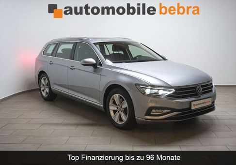 Volkswagen Passat, 2023