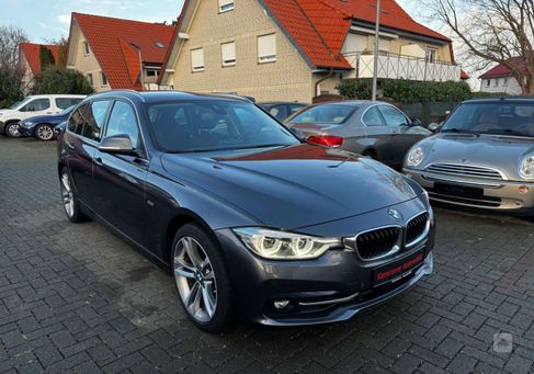 BMW 330, 2018