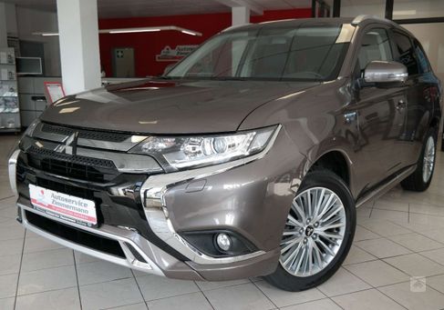 Mitsubishi Outlander, 2021