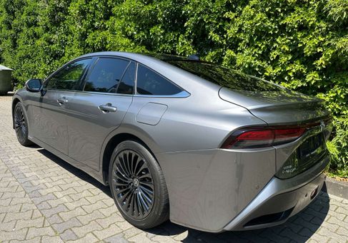 Toyota Mirai, 2021