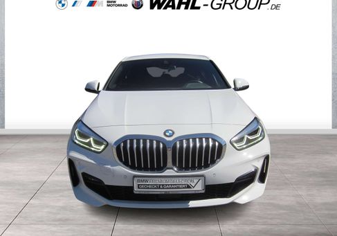 BMW 118, 2023