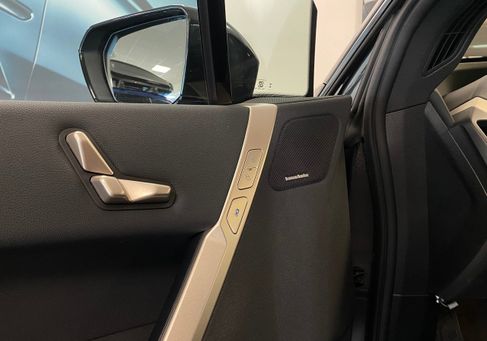 BMW iX, 2024 3