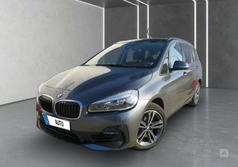 BMW 218, 2019