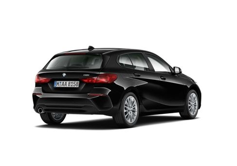 BMW 118, 2022