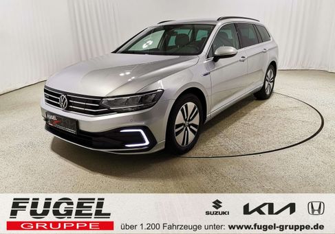 Volkswagen Passat Variant, 2021