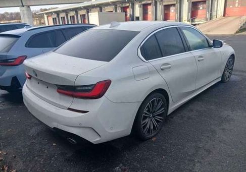 BMW 330, 2022 2