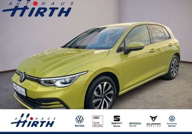 Volkswagen Golf, 2022