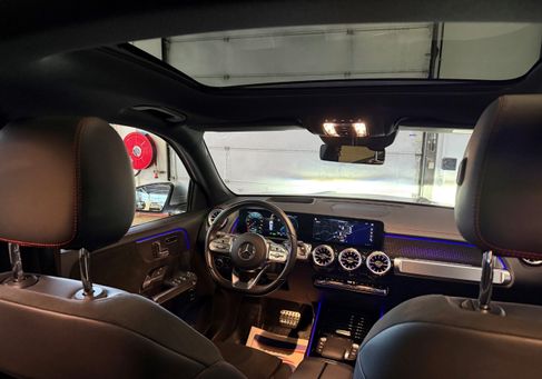 Mercedes-Benz EQB, 2022