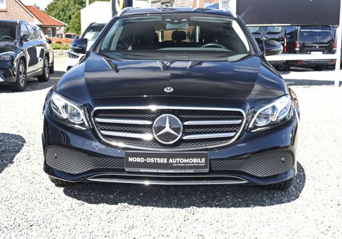 Mercedes-Benz E 300, 2020 3
