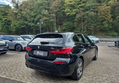 BMW 118, 2024 3