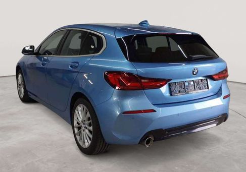 BMW 118, 2021
