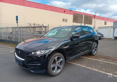 Jaguar F-Pace, 2017