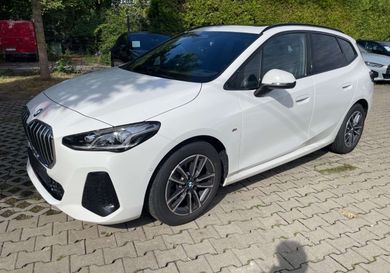 BMW 218, 2025
