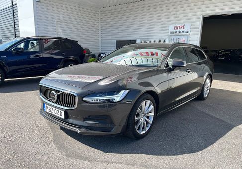 Volvo V90, 2022