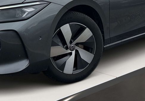 Volkswagen Passat, 2025