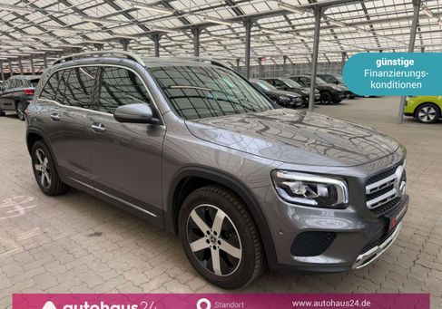 Mercedes-Benz GLB 200, 2022