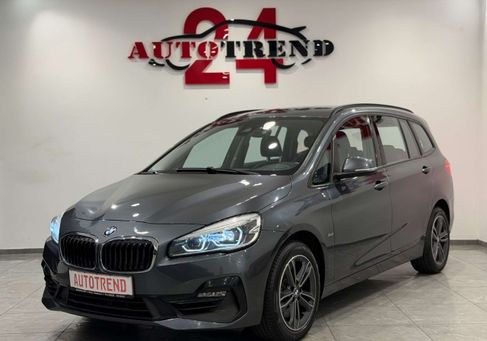 BMW 220, 2018 3