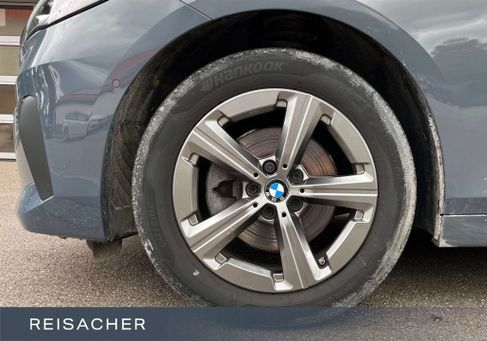 BMW 220, 2023