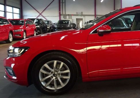 Volkswagen Passat Variant, 2023 2