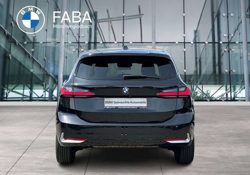 BMW 218, 2022 3
