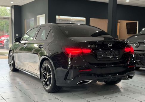 Mercedes-Benz A 180, 2024 3