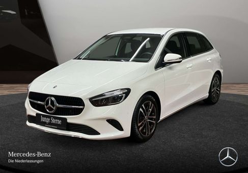 Mercedes-Benz B 180, 2025