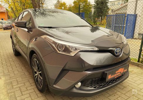 Toyota C-HR, 2017