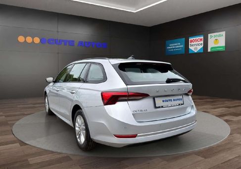 Skoda Octavia, 2022 3