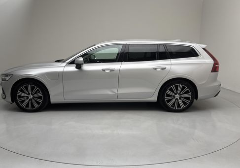 Volvo V60, 2021