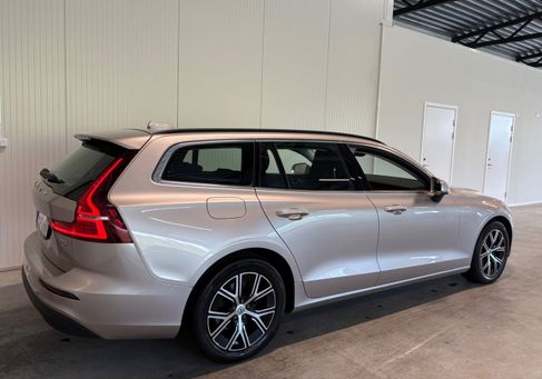 Volvo V60, 2023