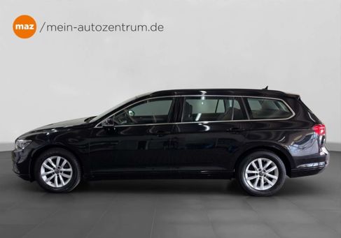 Volkswagen Passat Variant, 2023 3