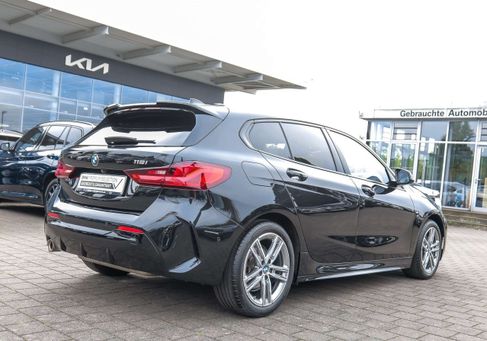 BMW 118, 2023 2