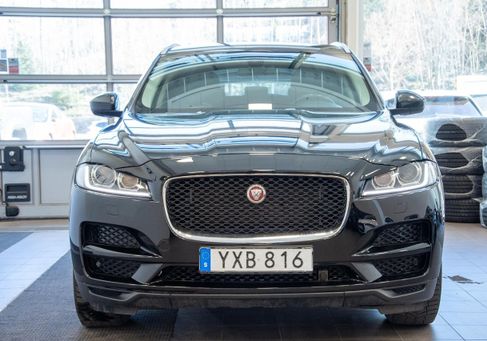Jaguar F-Pace, 2018