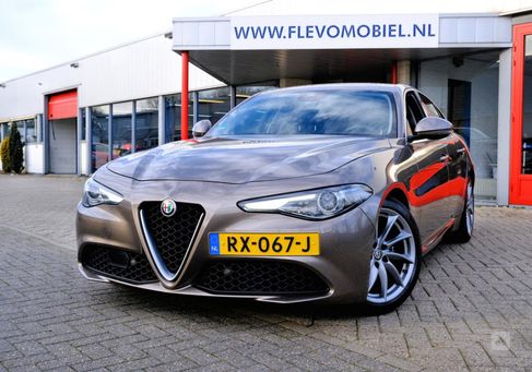 Alfa Romeo Giulia, 2018