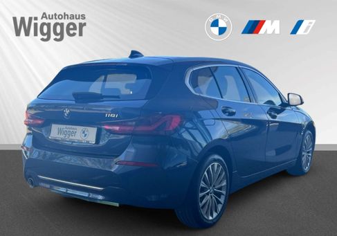 BMW 118, 2022