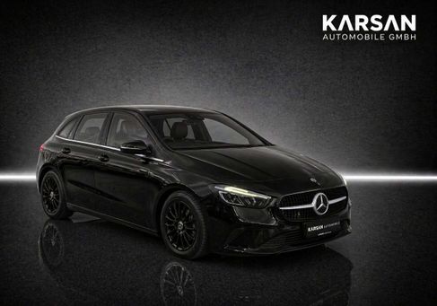 Mercedes-Benz B 180, 2023