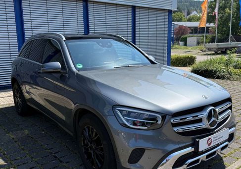 Mercedes-Benz GLC 220, 2019 3