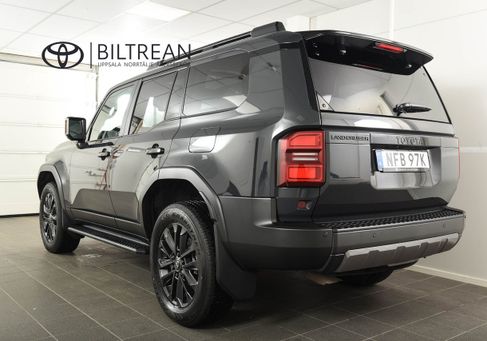 Toyota Land Cruiser, 2024