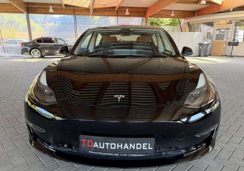 Tesla Model 3, 2022 2