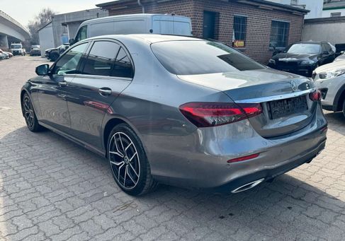 Mercedes-Benz E 220, 2021