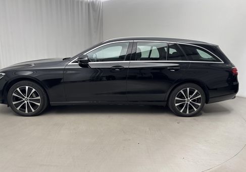Mercedes-Benz E 300, 2023 2