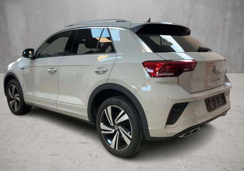 Volkswagen T-Roc, 2025 3