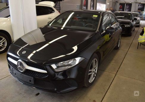 Mercedes-Benz A 220, 2021