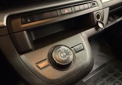Peugeot Traveller, 2019