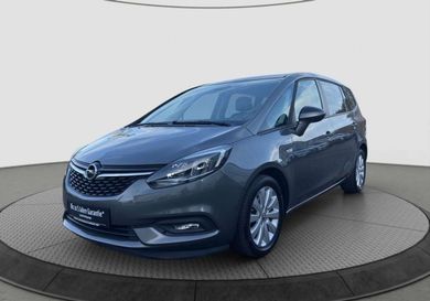 Opel Zafira, 2018