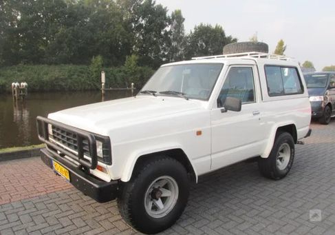 Nissan Patrol, 1986