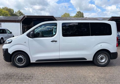 Opel Vivaro, 2022 2