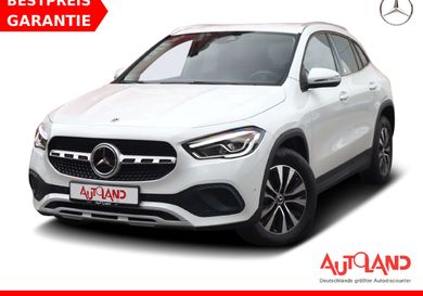 Mercedes-Benz GLA 200, 2022